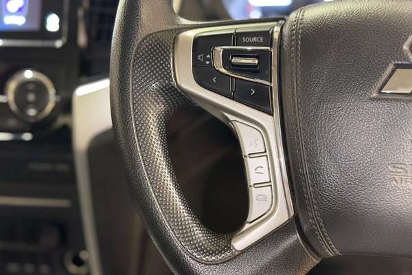 2019 Mitsubishi Triton GLS MR 4X4