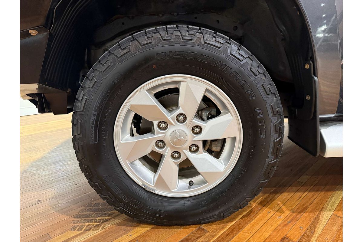 2019 Mitsubishi Triton GLS MR 4X4