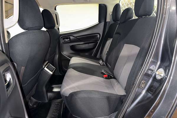 2019 Mitsubishi Triton GLS MR 4X4