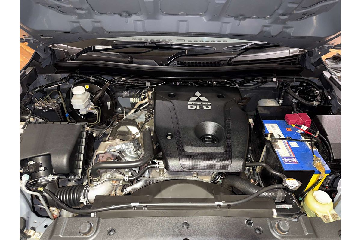 2019 Mitsubishi Triton GLS MR 4X4