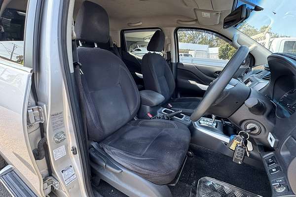 2015 Nissan Navara RX D23 4X4