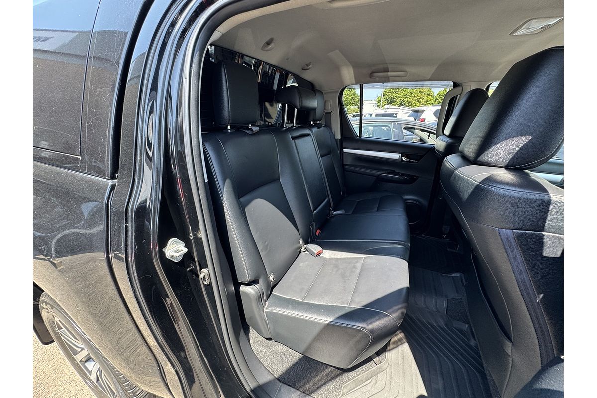 2017 Toyota Hilux SR5 GUN126R 4X4