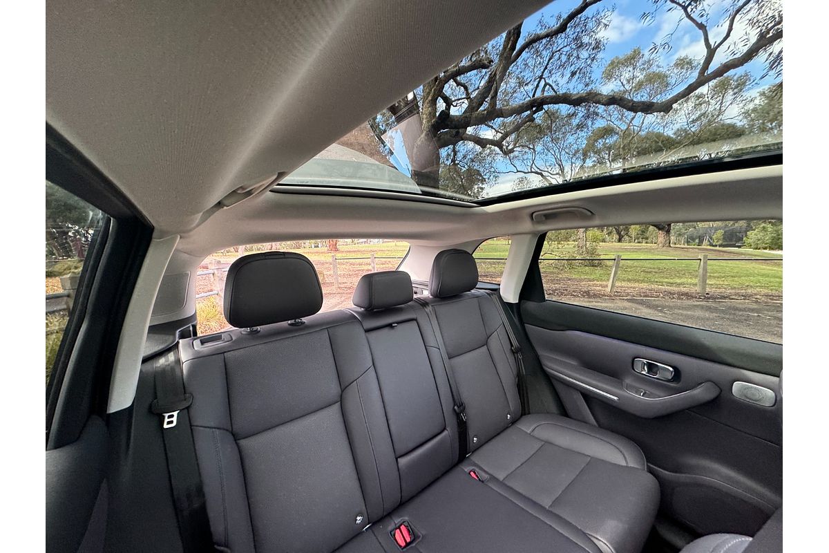 2024 Leapmotor C10 Design B11