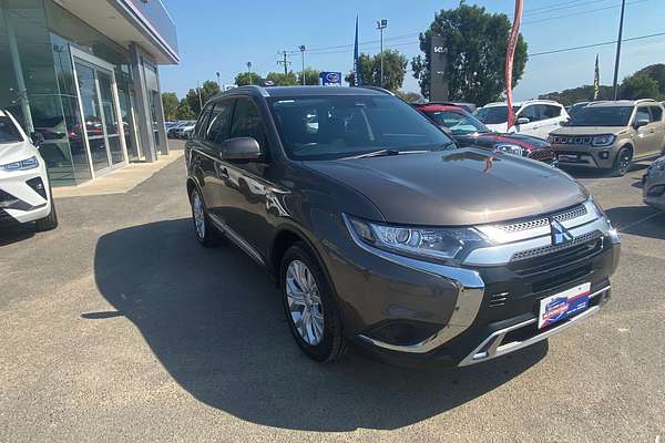 2020 Mitsubishi Outlander ES ZL