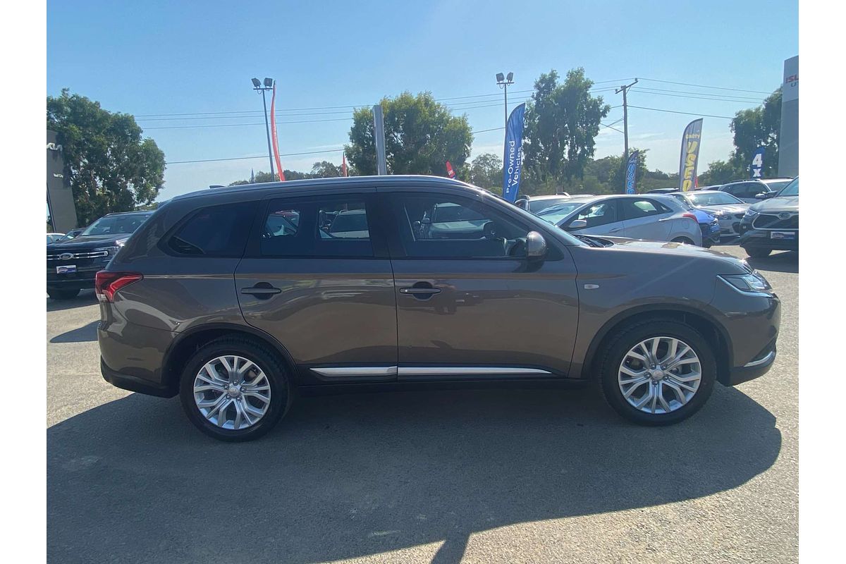 2020 Mitsubishi Outlander ES ZL