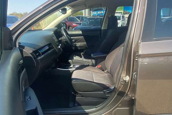 2020 Mitsubishi Outlander ES ZL