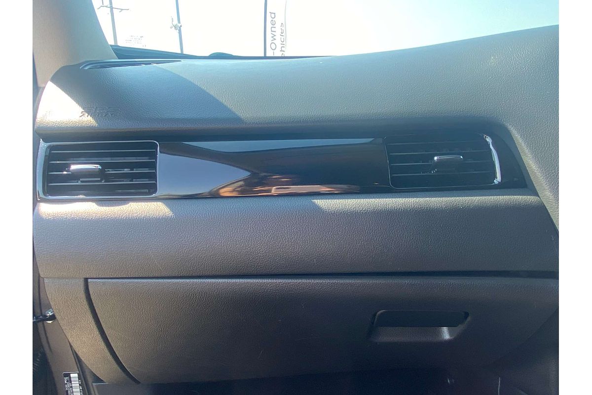 2020 Mitsubishi Outlander ES ZL