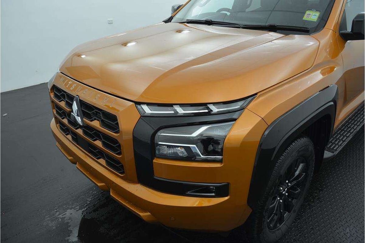 2025 Mitsubishi Triton GSR MV 4X4