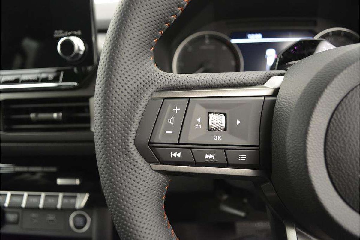 2025 Mitsubishi Triton GSR MV 4X4