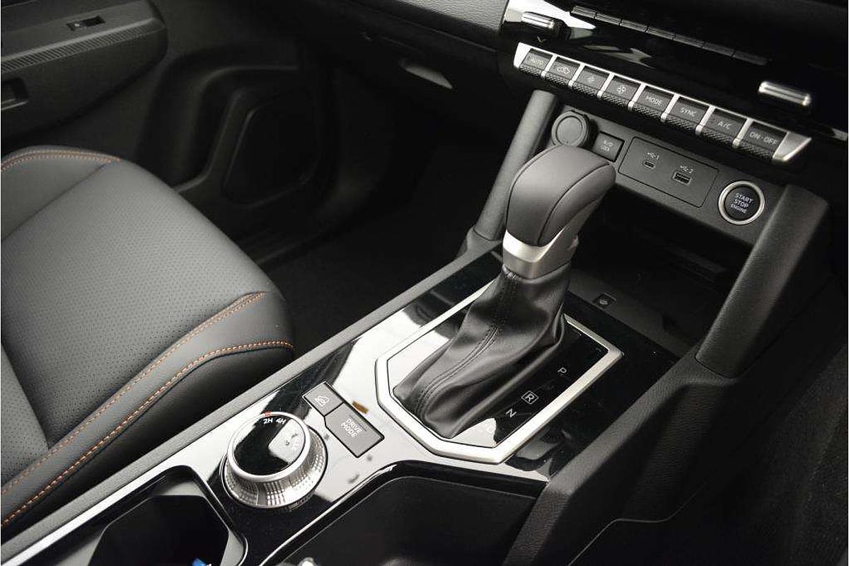 2025 Mitsubishi Triton GSR MV 4X4