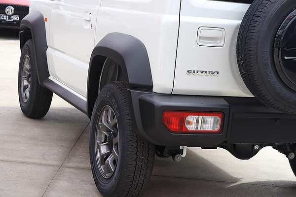 2025 Suzuki Jimny GLX GJ