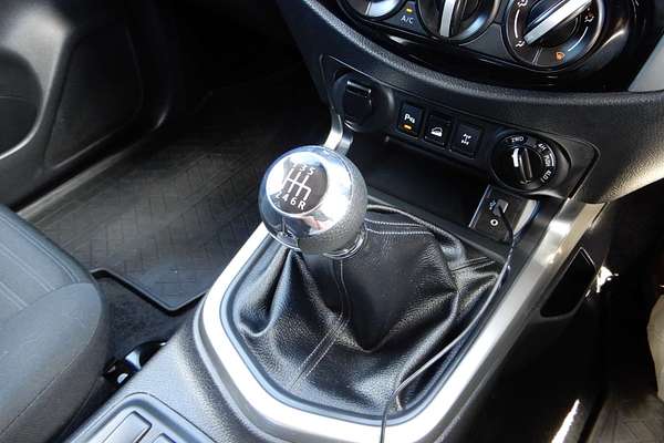 2021 Nissan Navara ST D23 4X4