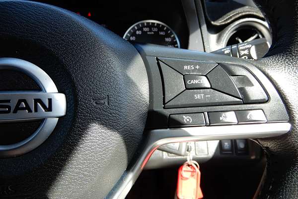 2021 Nissan Navara ST D23 4X4