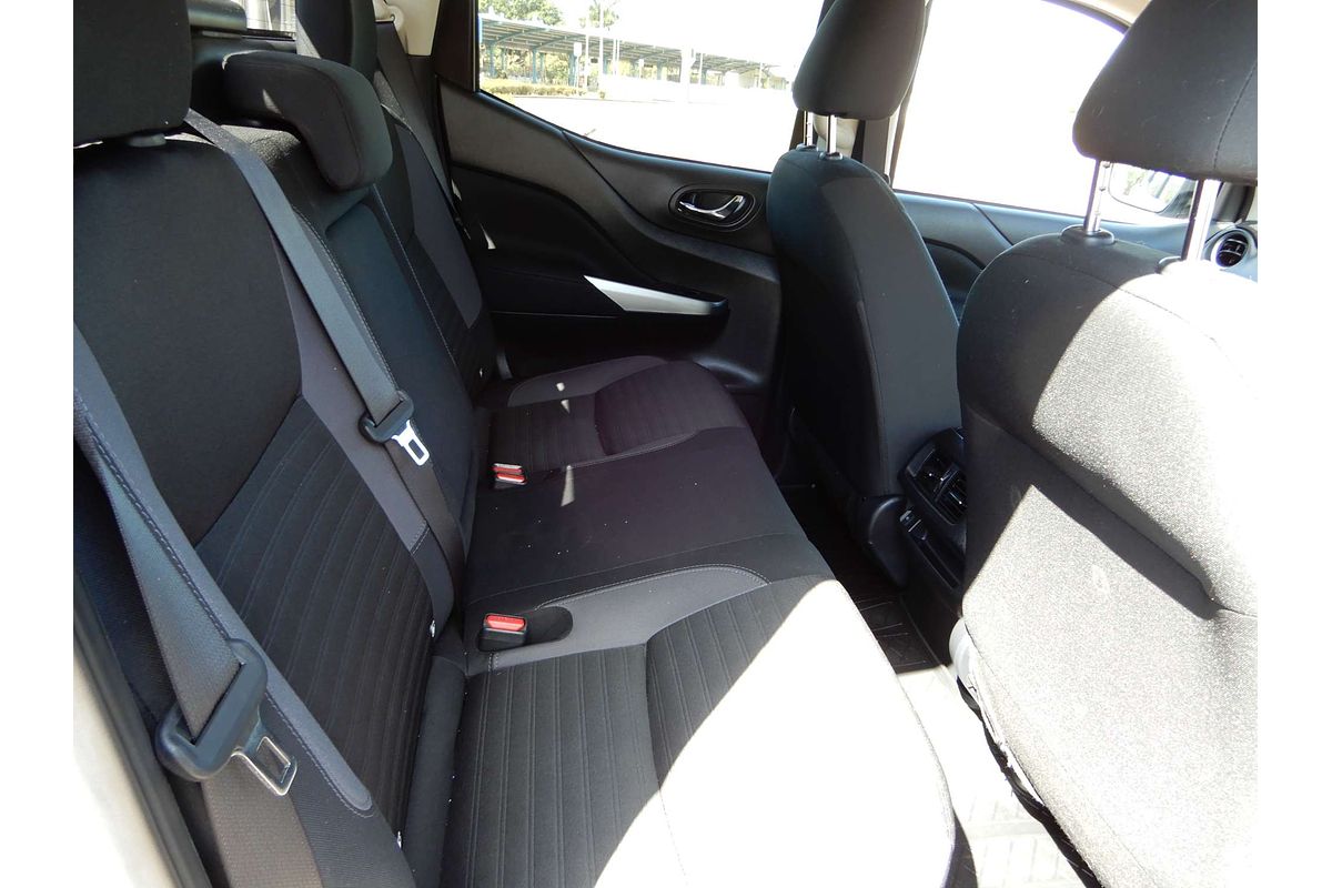 2021 Nissan Navara ST D23 4X4