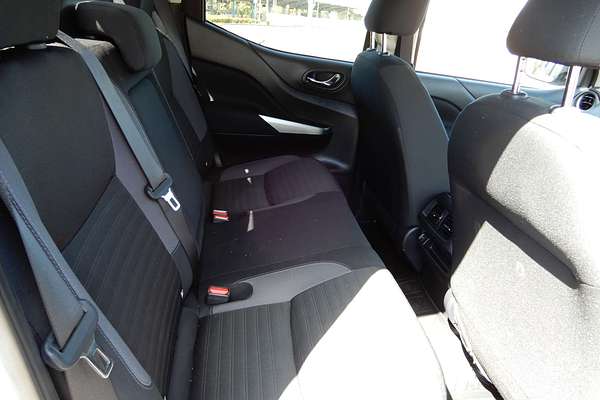 2021 Nissan Navara ST D23 4X4