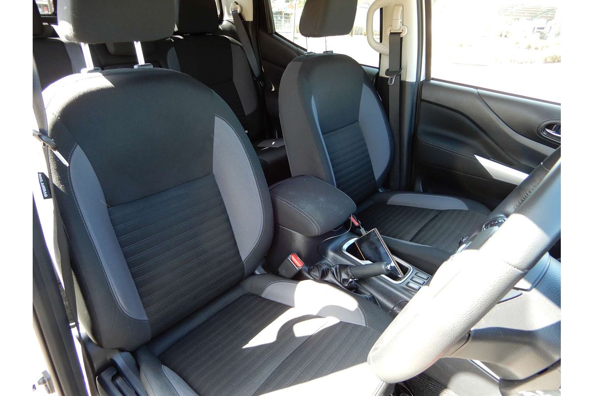 2021 Nissan Navara ST D23 4X4