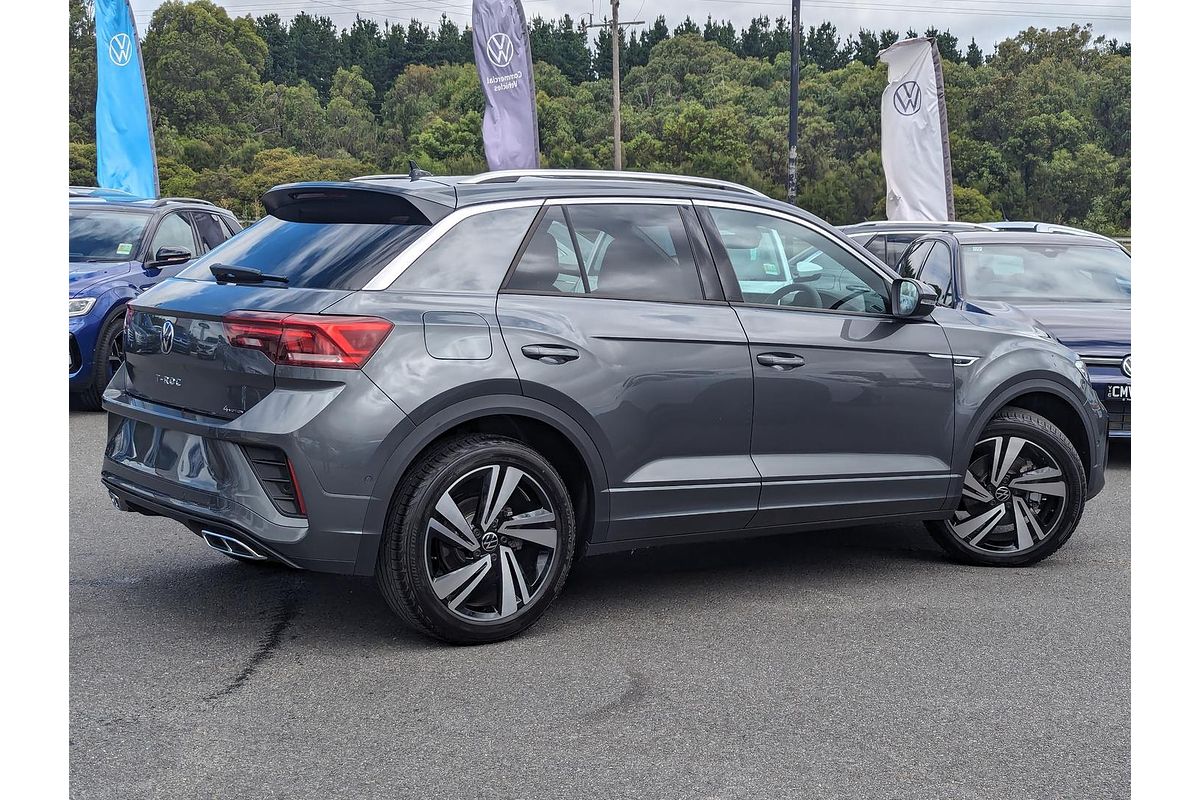 2025 Volkswagen T-Roc 140TSI R-Line D11
