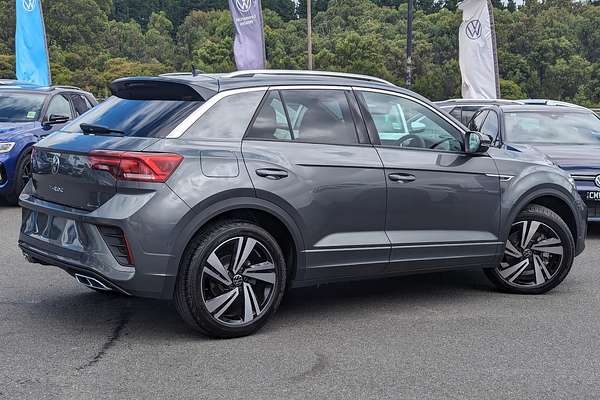 2025 Volkswagen T-Roc 140TSI R-Line D11