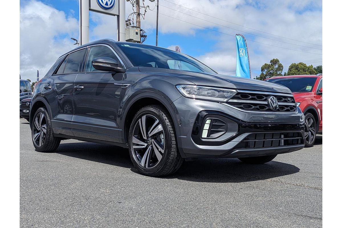 2025 Volkswagen T-Roc 140TSI R-Line D11