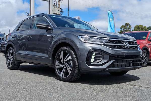 2025 Volkswagen T-Roc 140TSI R-Line D11