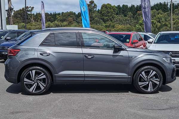 2025 Volkswagen T-Roc 140TSI R-Line D11