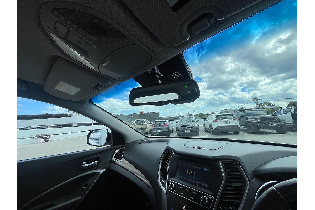 2017 Hyundai Santa Fe Active DM5 Series II