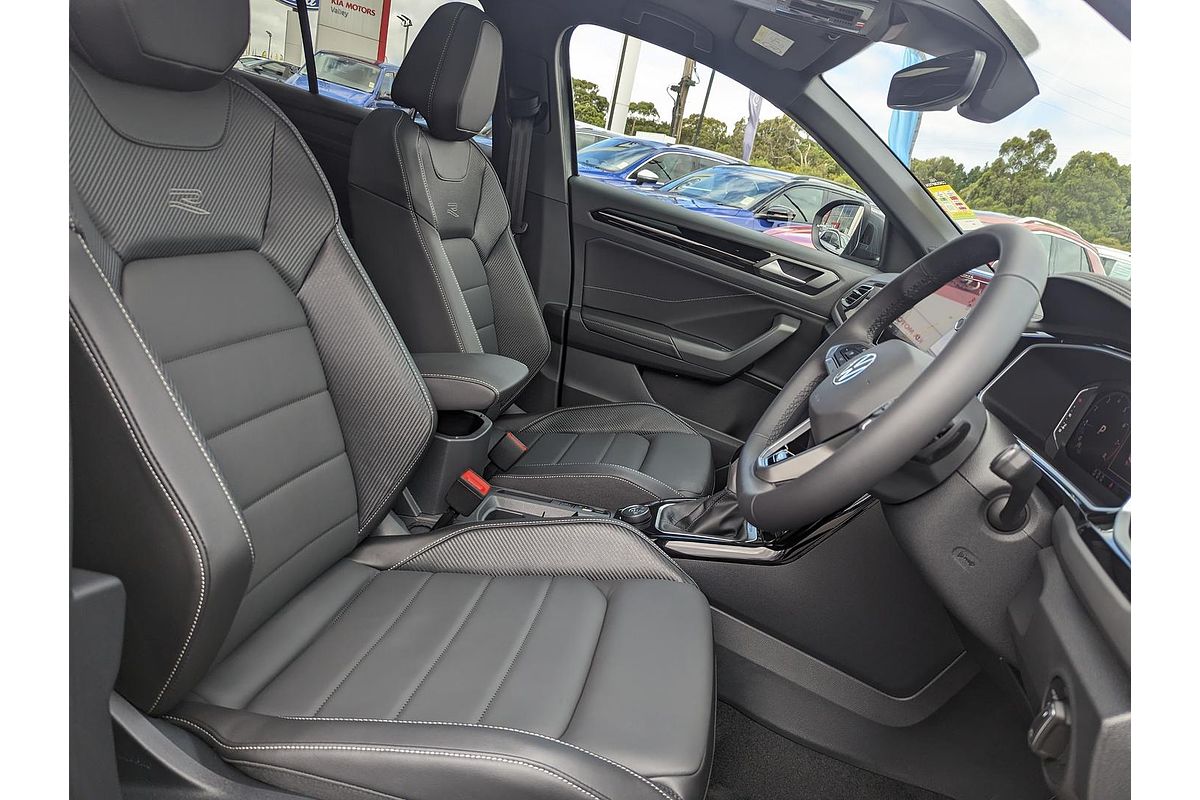 2025 Volkswagen T-Roc 140TSI R-Line D11