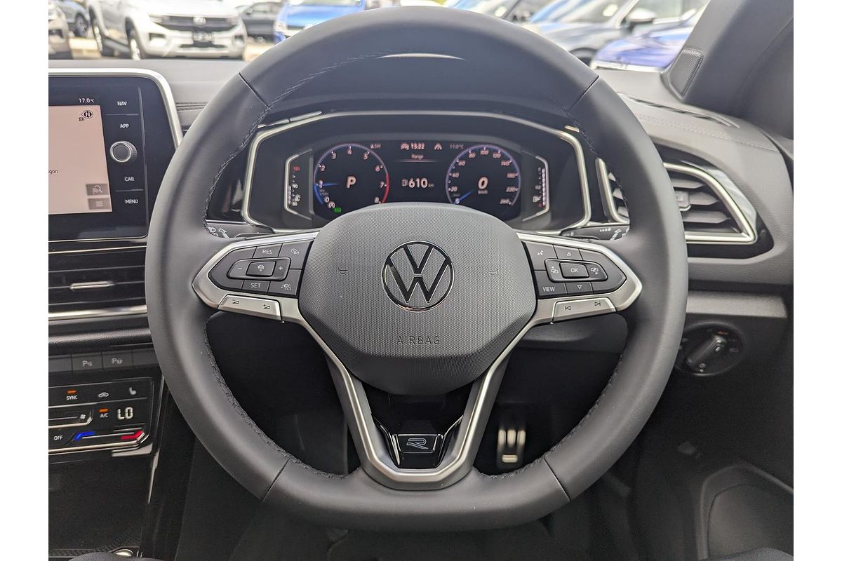 2025 Volkswagen T-Roc 140TSI R-Line D11