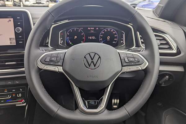 2025 Volkswagen T-Roc 140TSI R-Line D11