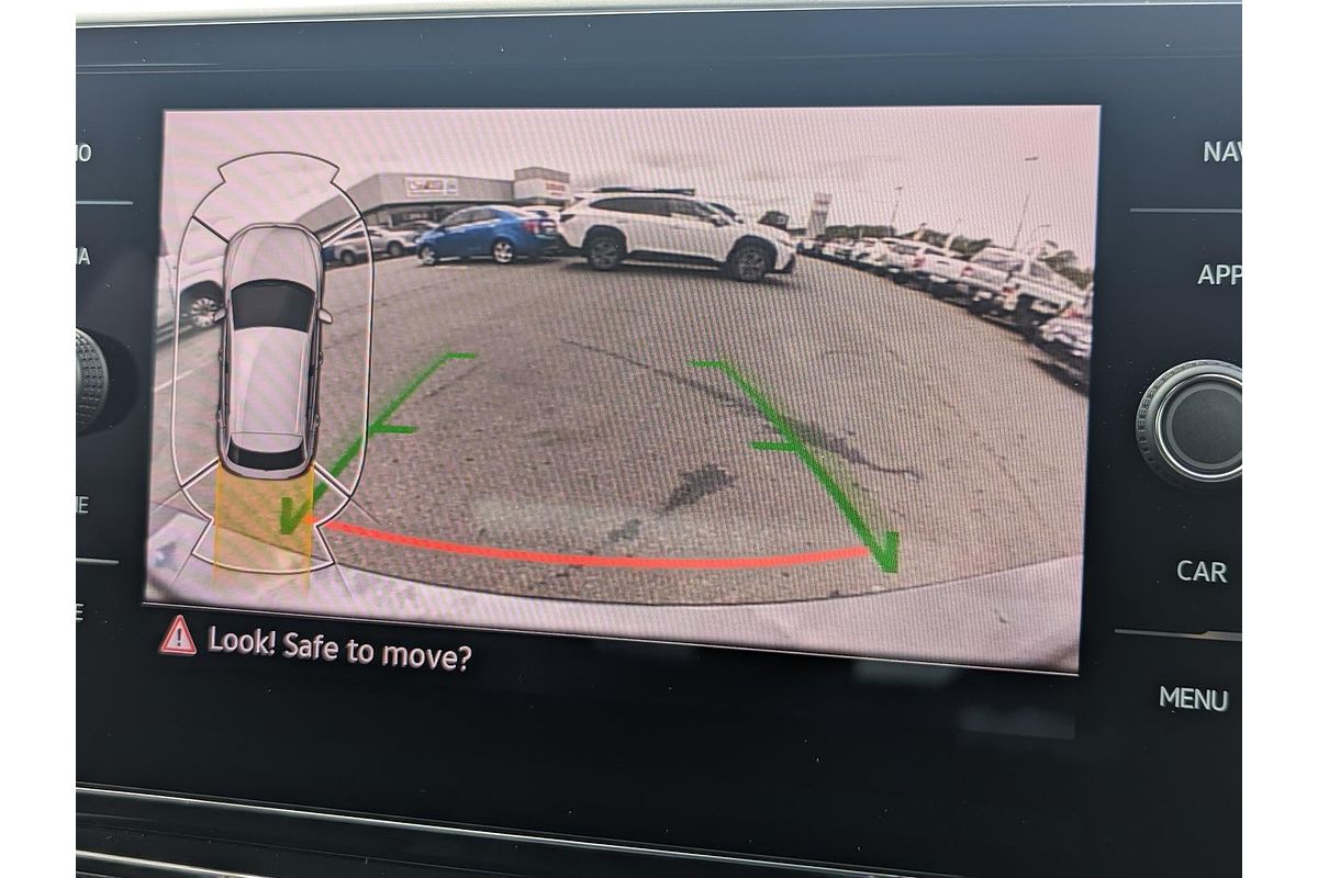 2025 Volkswagen T-Roc 140TSI R-Line D11