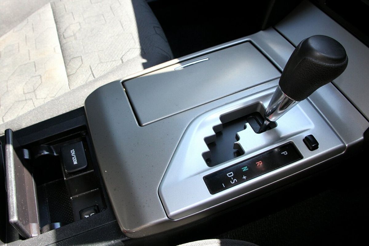 2014 Toyota Aurion AT-X GSV50R