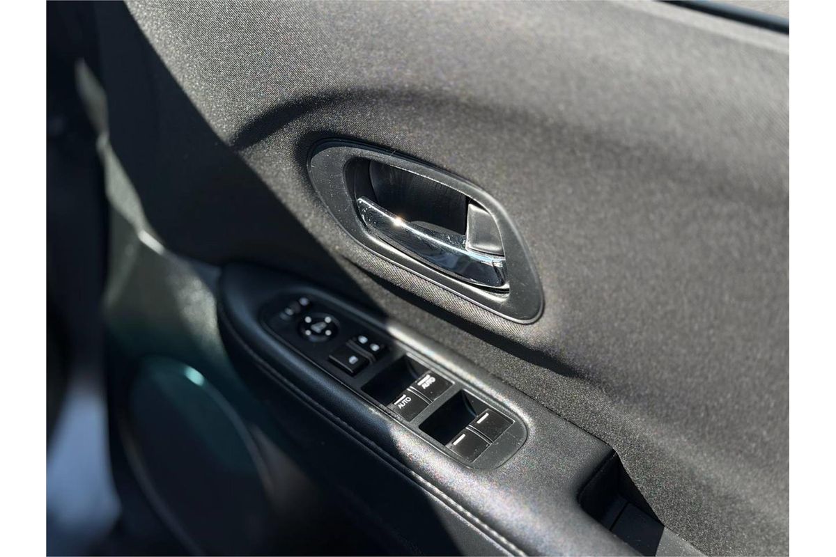 2017 Honda HR-V VTi