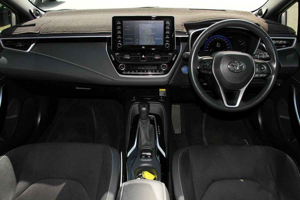 2021 Toyota Corolla ZR Hybrid ZWE211R