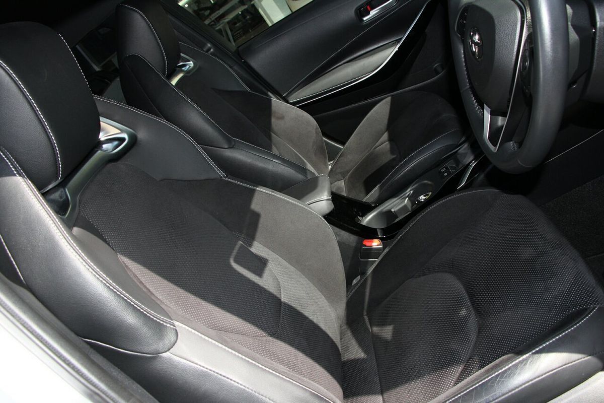 2021 Toyota Corolla ZR Hybrid ZWE211R