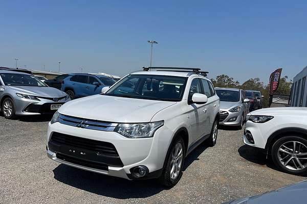 2014 Mitsubishi Outlander ES ZJ