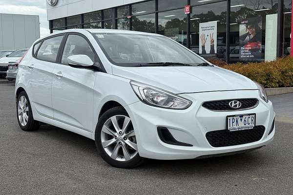 2019 Hyundai Accent Sport RB6