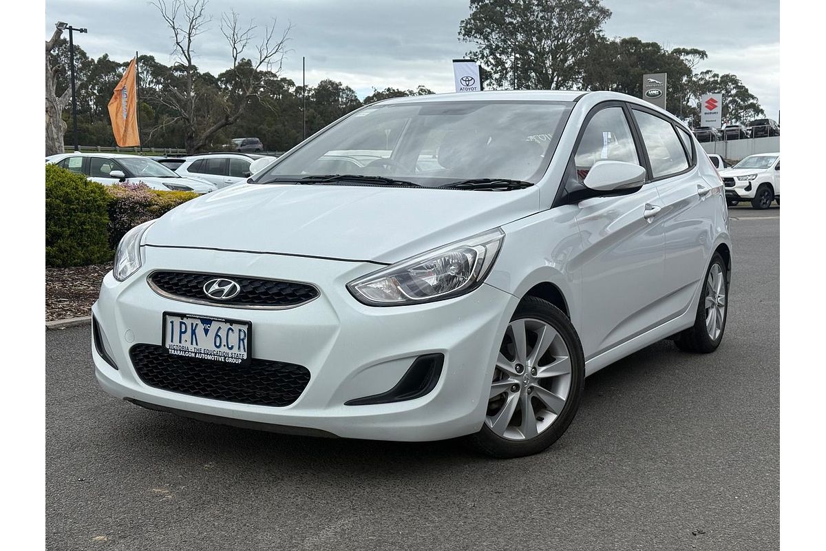 2019 Hyundai Accent Sport RB6