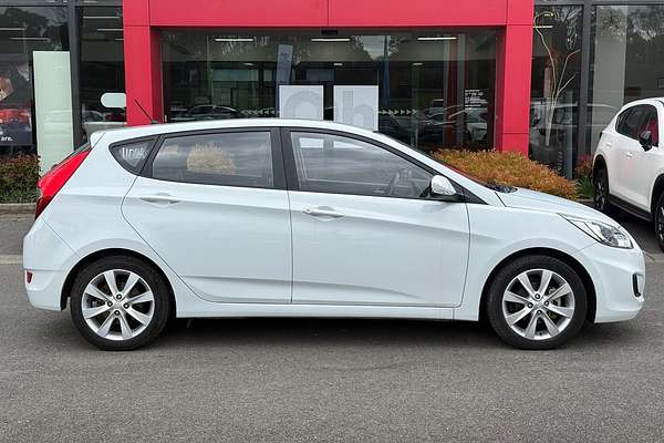 2019 Hyundai Accent Sport RB6