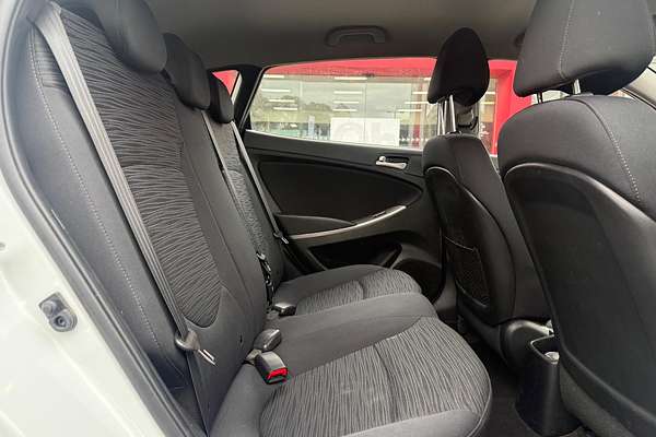 2019 Hyundai Accent Sport RB6