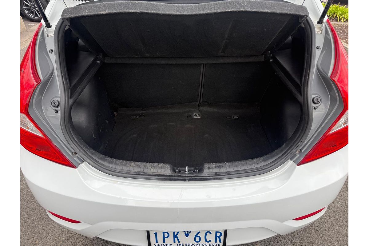 2019 Hyundai Accent Sport RB6