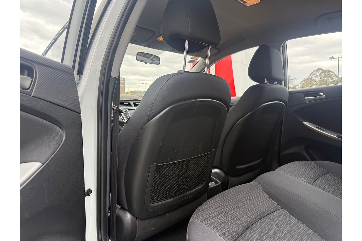 2019 Hyundai Accent Sport RB6