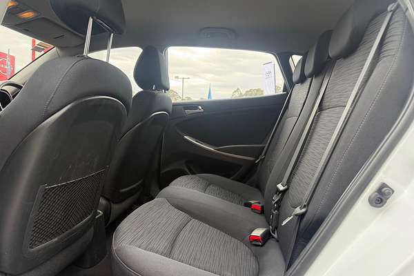 2019 Hyundai Accent Sport RB6