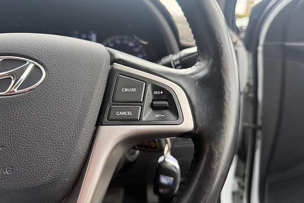 2019 Hyundai Accent Sport RB6