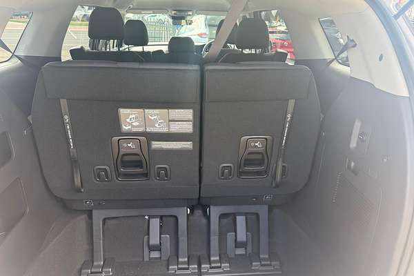 2023 Kia Carnival S KA4