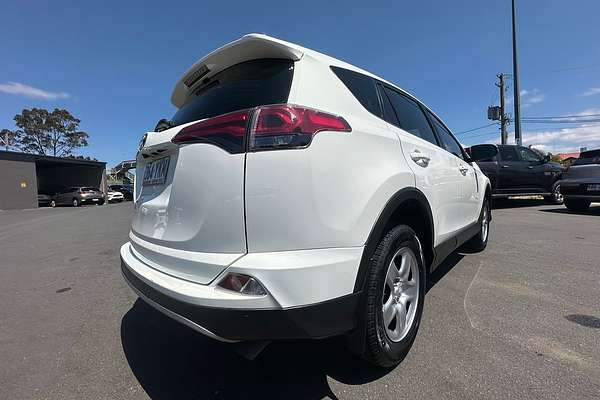 2018 Toyota RAV4 GX ZSA42R