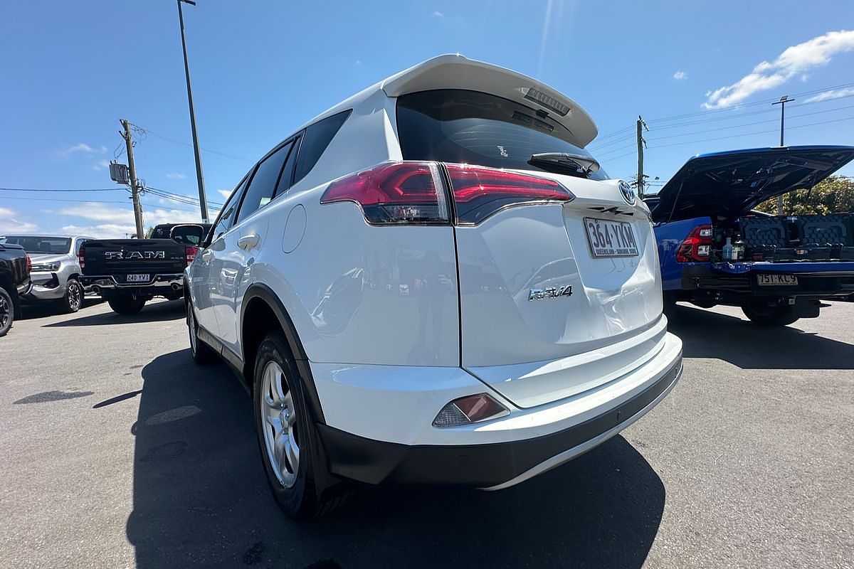 2018 Toyota RAV4 GX ZSA42R