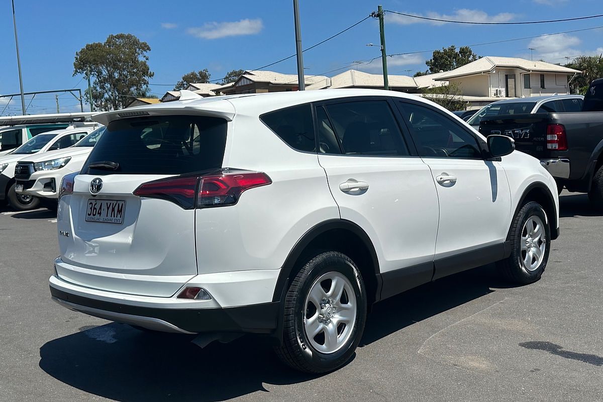 2018 Toyota RAV4 GX ZSA42R