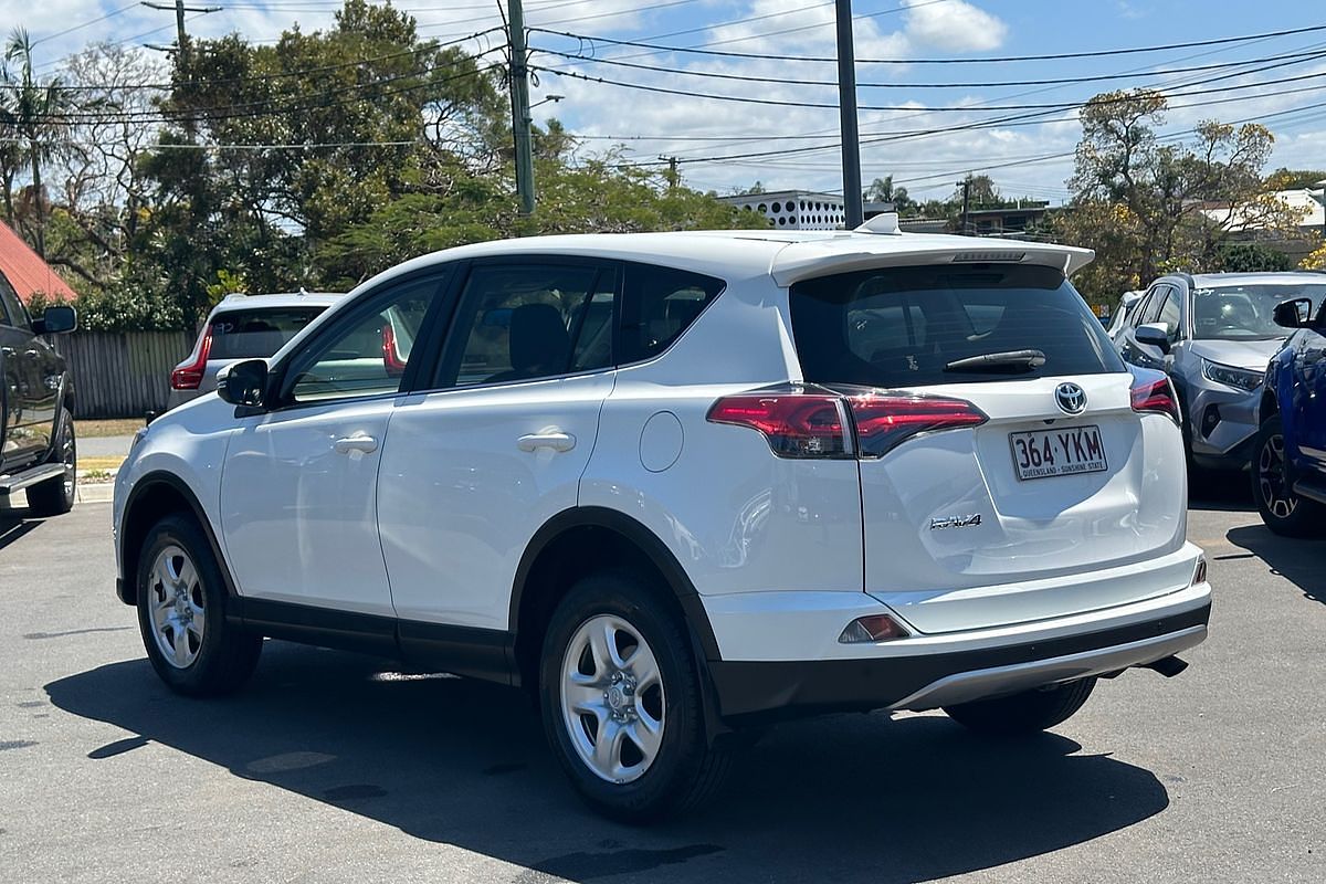 2018 Toyota RAV4 GX ZSA42R