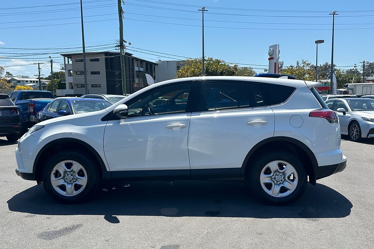 2018 Toyota RAV4 GX ZSA42R