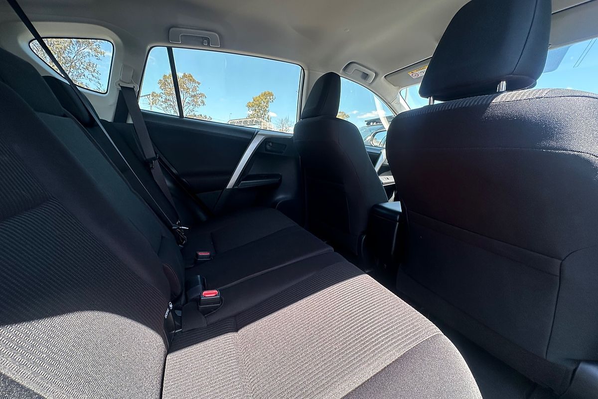 2018 Toyota RAV4 GX ZSA42R
